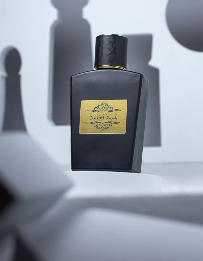 YSL Black Opium — erhältlich am Futureino Parfümautomaten