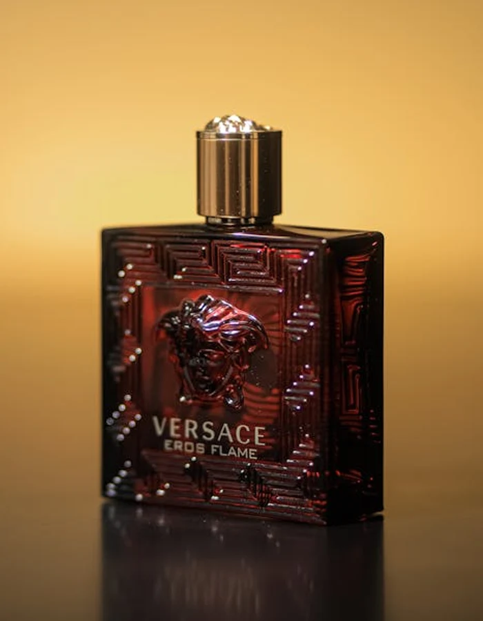 Versace Eros — erhältlich am Futureino Parfümautomaten
